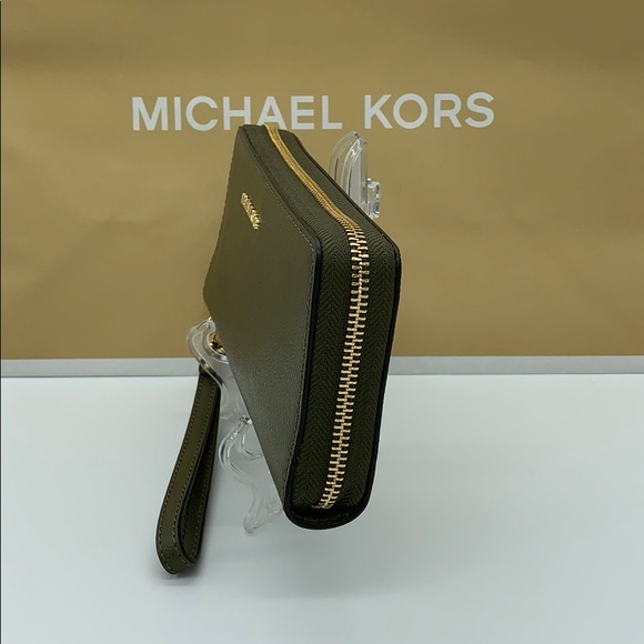 Michael Kors Large Jet Set Travel Continental Wristlet Phone Holder Case Wallet - Picture 8 of 16
